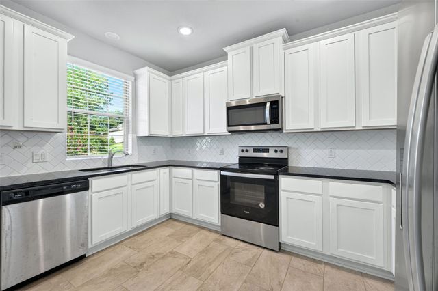 13238 Enchanted Way Drive, Montgomery, TX 77356