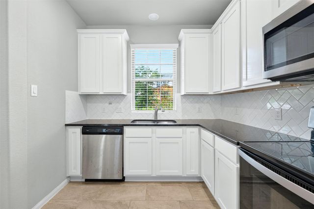 13238 Enchanted Way Drive, Montgomery, TX 77356