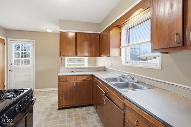 2848 Schofield Avenue, Indianapolis, IN 46218