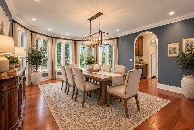 202 N Queen Anne Road, Woodstock, IL 60098