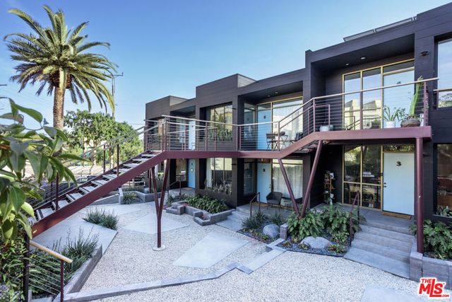 2811 Waverly Drive 6, Los Angeles, CA 90039