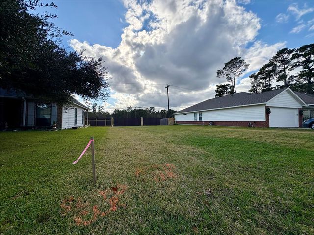 117 Moonspinner, Montgomery, TX 77356