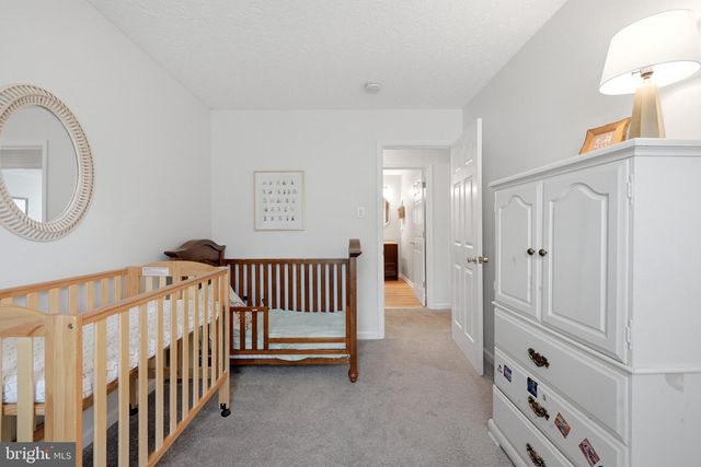 100 TINOAK DR, Stephens City, VA 22655