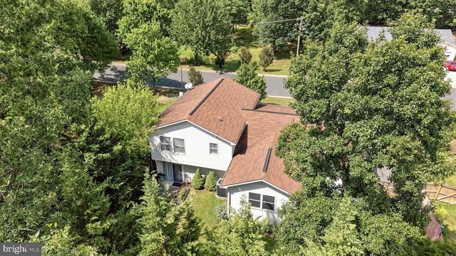 100 TINOAK DR, Stephens City, VA 22655