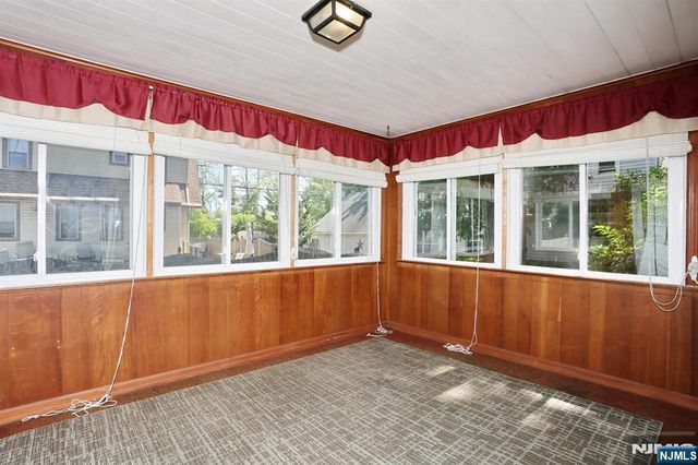 200 Watchung Drive, Hawthorne, NJ 07506