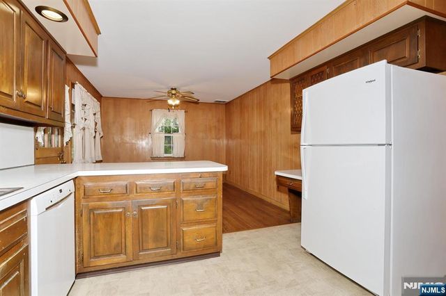 200 Watchung Drive, Hawthorne, NJ 07506