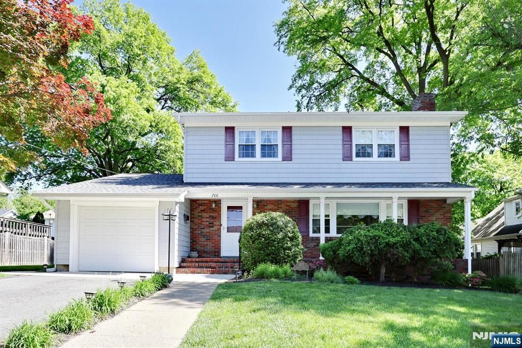 200 Watchung Drive, Hawthorne, NJ 07506