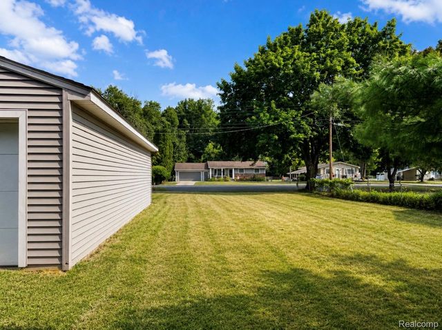 5454 Hopkins Road, Genesee Charter Township, MI 48506