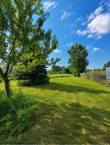 5454 Hopkins Road, Genesee Charter Township, MI 48506