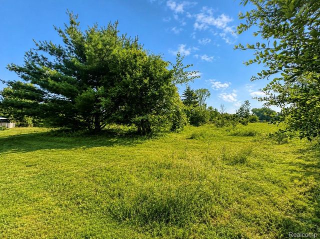 5454 Hopkins Road, Genesee Charter Township, MI 48506