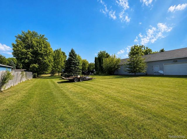5454 Hopkins Road, Genesee Charter Township, MI 48506