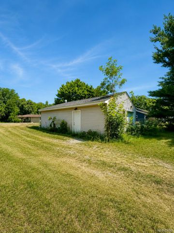5454 Hopkins Road, Genesee Charter Township, MI 48506