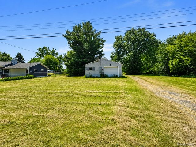 5454 Hopkins Road, Genesee Charter Township, MI 48506