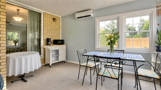 1018 W Holly Street, Rogers, AR 72756