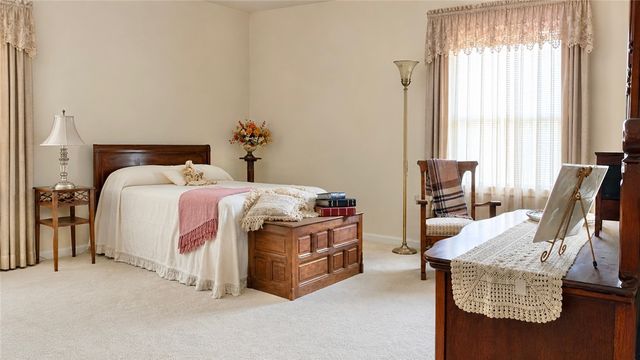 1018 W Holly Street, Rogers, AR 72756