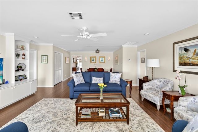 300 Harbour Drive 306A, Vero Beach, FL 32963