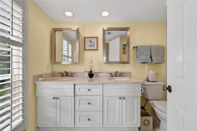 300 Harbour Drive 306A, Vero Beach, FL 32963