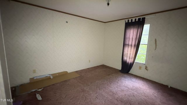 380 Cedar Point Road, Johnson City, TN 37615