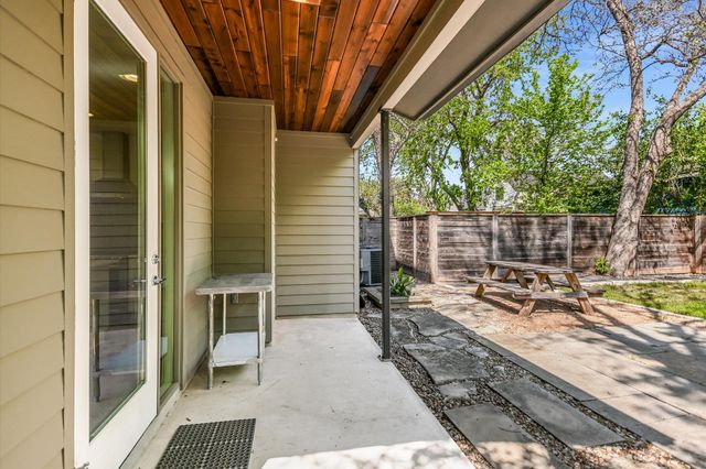 1006 Payne Ave B, Austin, TX 78757