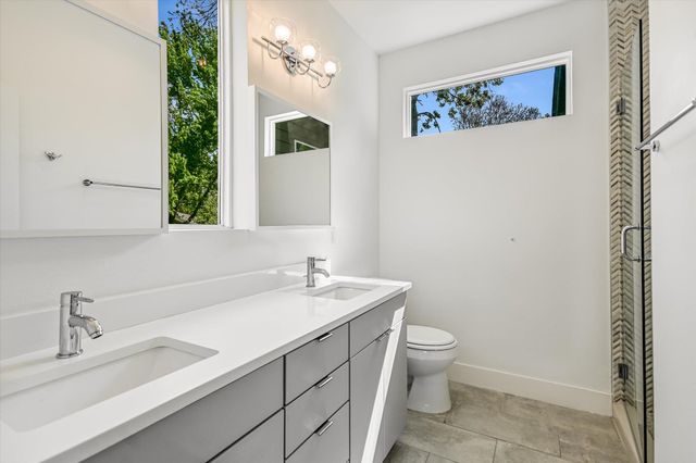 1006 Payne Ave B, Austin, TX 78757