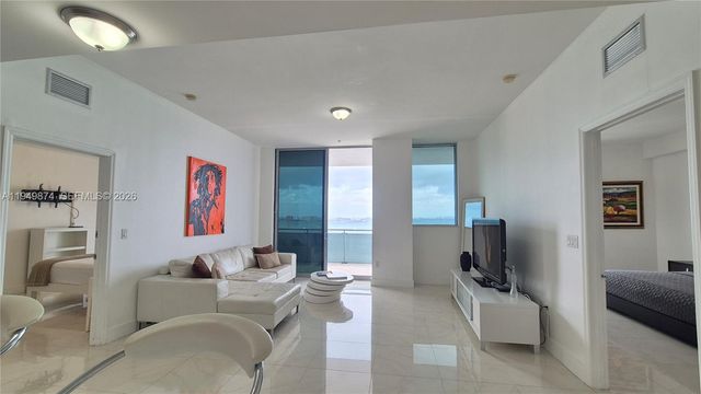 7901 Hispanola Ave 2003, North Bay Village, FL 33141