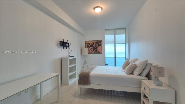 7901 Hispanola Ave 2003, North Bay Village, FL 33141