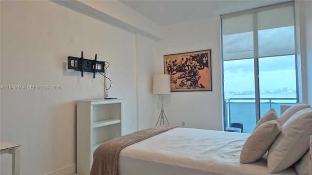 7901 Hispanola Ave 2003, North Bay Village, FL 33141