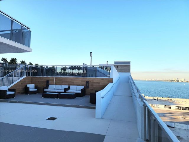 7901 Hispanola Ave 2003, North Bay Village, FL 33141