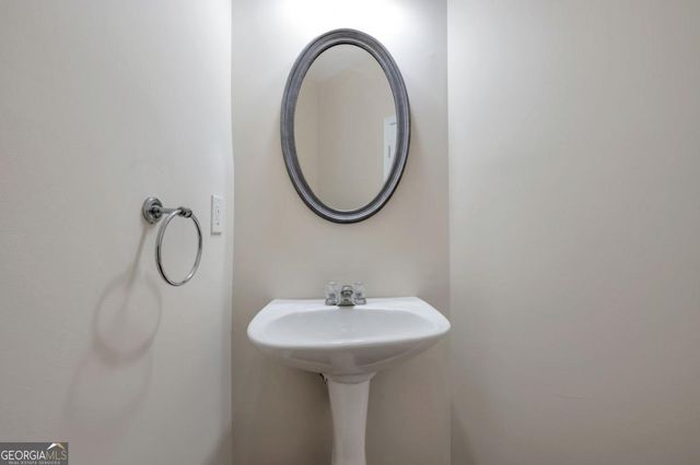 1928 Stanton Road, East Point, GA 30344