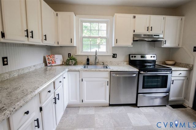 8307 Rolando Dr, Henrico, VA 23229