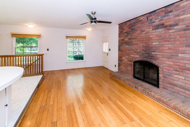 2432 Nixon Road, Ann Arbor, MI 48105