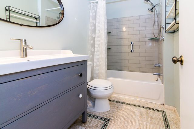 2432 Nixon Road, Ann Arbor, MI 48105