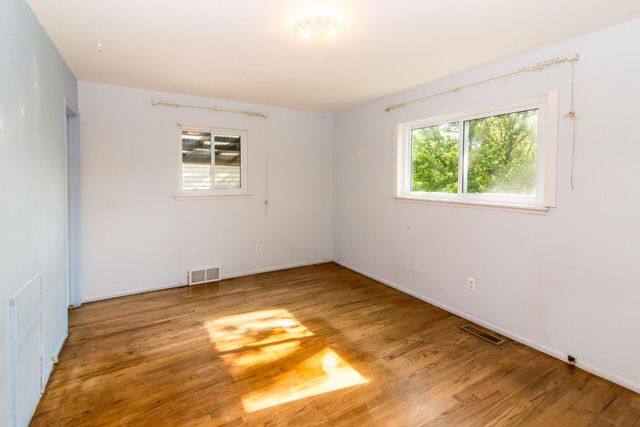 2432 Nixon Road, Ann Arbor, MI 48105