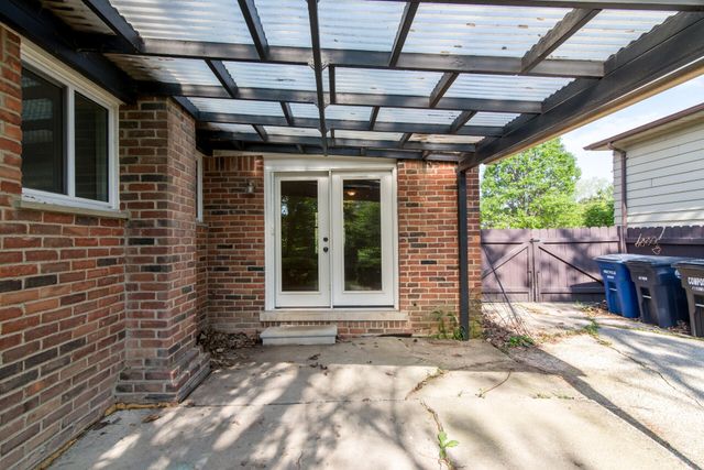 2432 Nixon Road, Ann Arbor, MI 48105