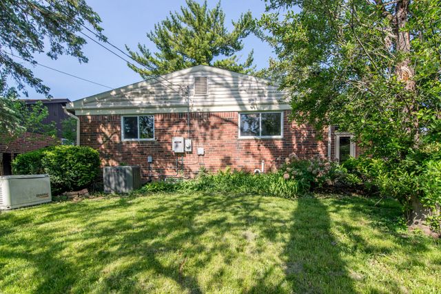 2432 Nixon Road, Ann Arbor, MI 48105