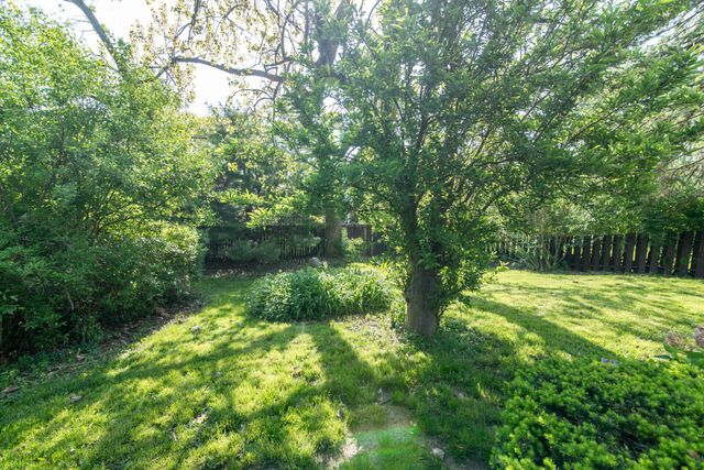 2432 Nixon Road, Ann Arbor, MI 48105