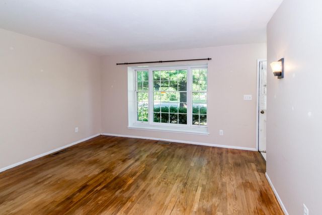 2432 Nixon Road, Ann Arbor, MI 48105