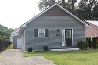 5735 Lake Grove Drive, White Lake Charter Township, MI 48383