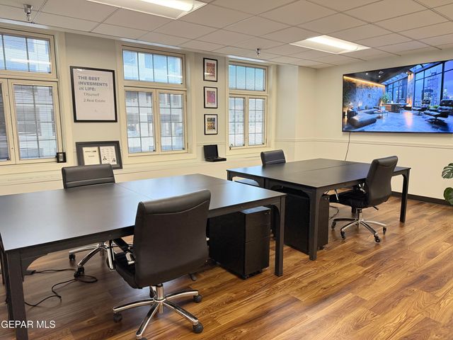 310 N Mesa Street Ste 402, El Paso, TX 79901