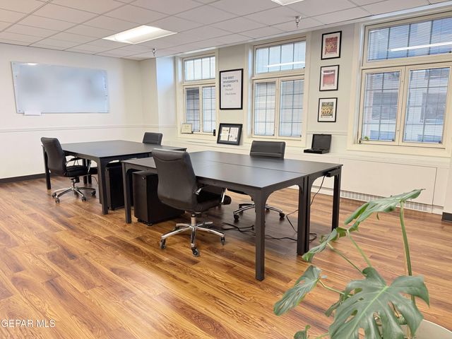 310 N Mesa Street Ste 402, El Paso, TX 79901