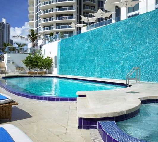 18683 Collins Ave 1706, Sunny Isles Beach, FL 33160