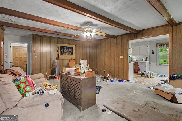 2069 Forest Dr, Fayetteville, GA 30214