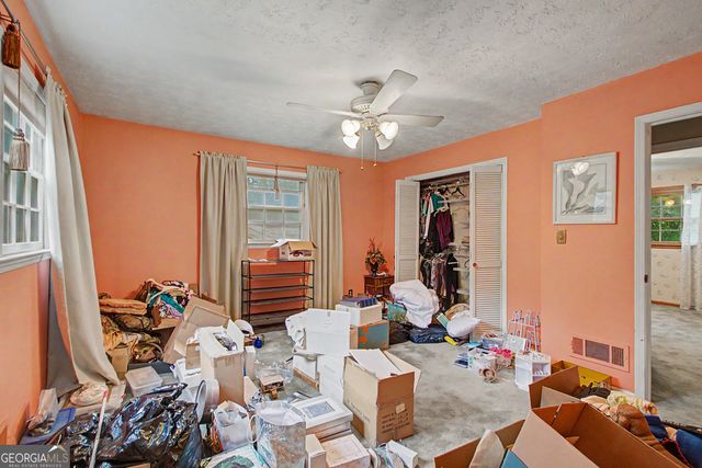 2069 Forest Dr, Fayetteville, GA 30214