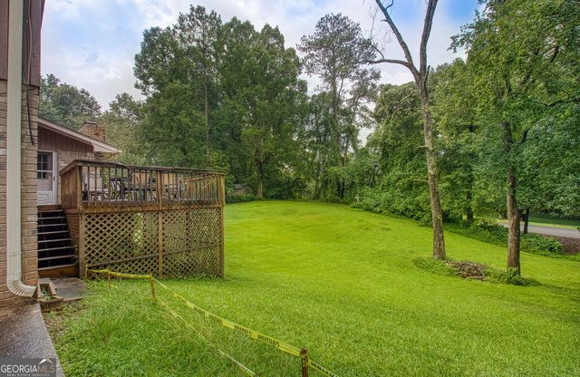 2069 Forest Dr, Fayetteville, GA 30214