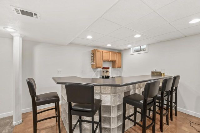 1570 Iroquois AVENUE, Grafton, WI 53024