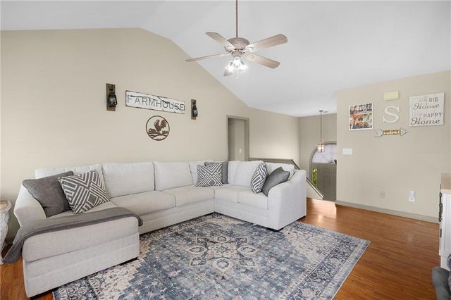 516 Pendley Road SE, Calhoun, GA 30701