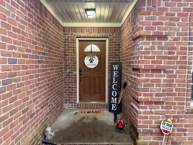 205 Merril Drive, Benton, AR 72015