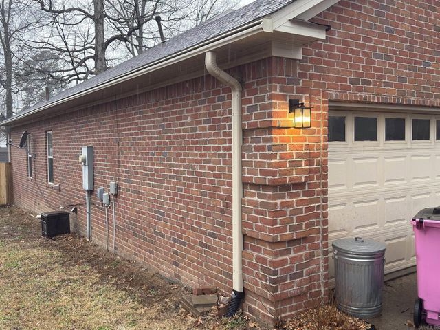 205 Merril Drive, Benton, AR 72015