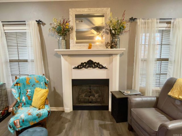 205 Merril Drive, Benton, AR 72015