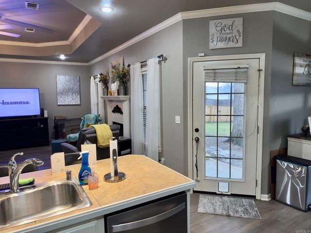 205 Merril Drive, Benton, AR 72015